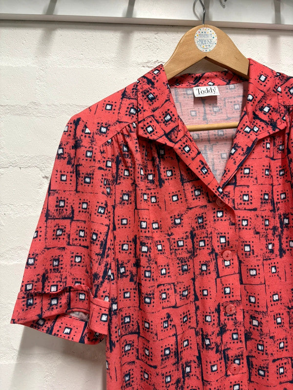 Vintage 80’s Shirt 14 Coral Blue Pattern Mod Retro