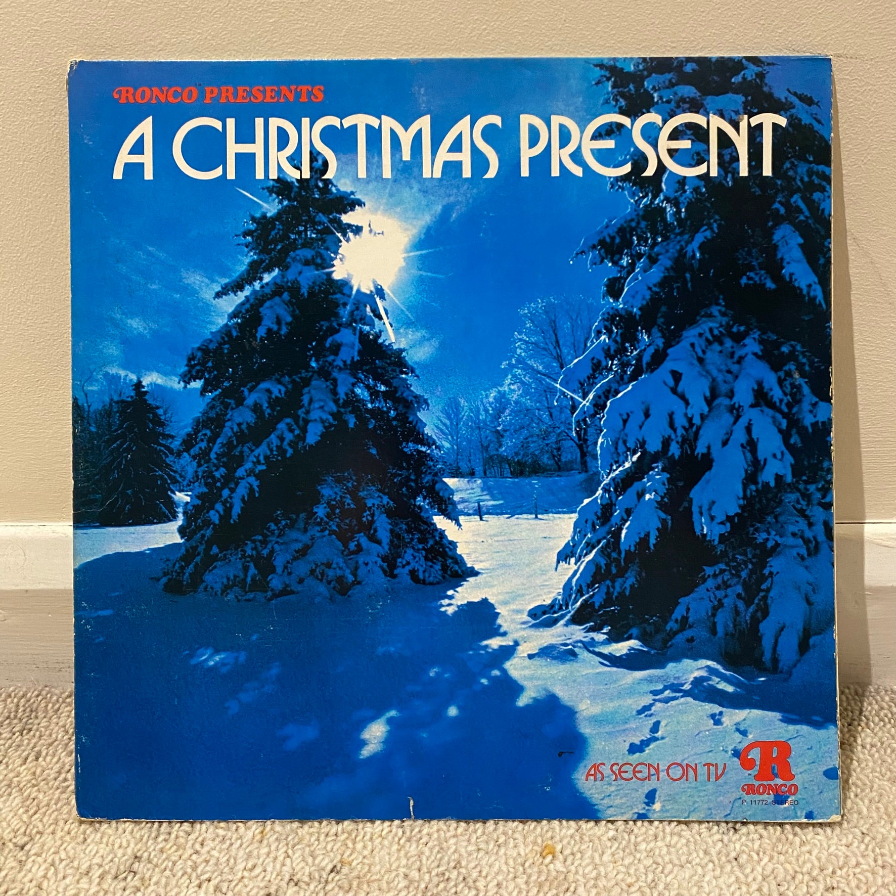 A Christmas Present Vintage Pop Up Sleeve Vinyl Record