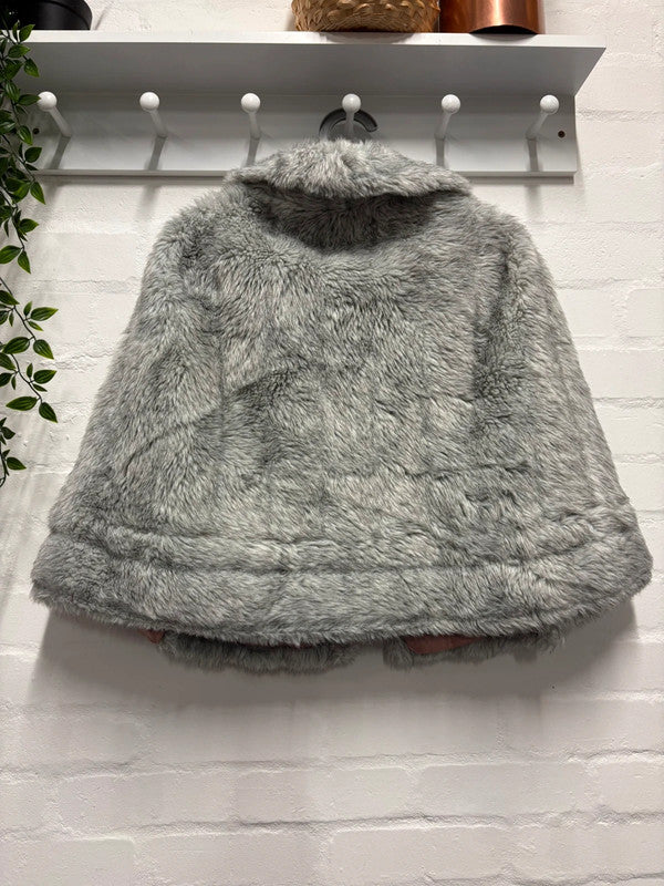 Vintage 60’s 70’s Grey Faux Fur Cape S/M 10 12 Elegant True Retro