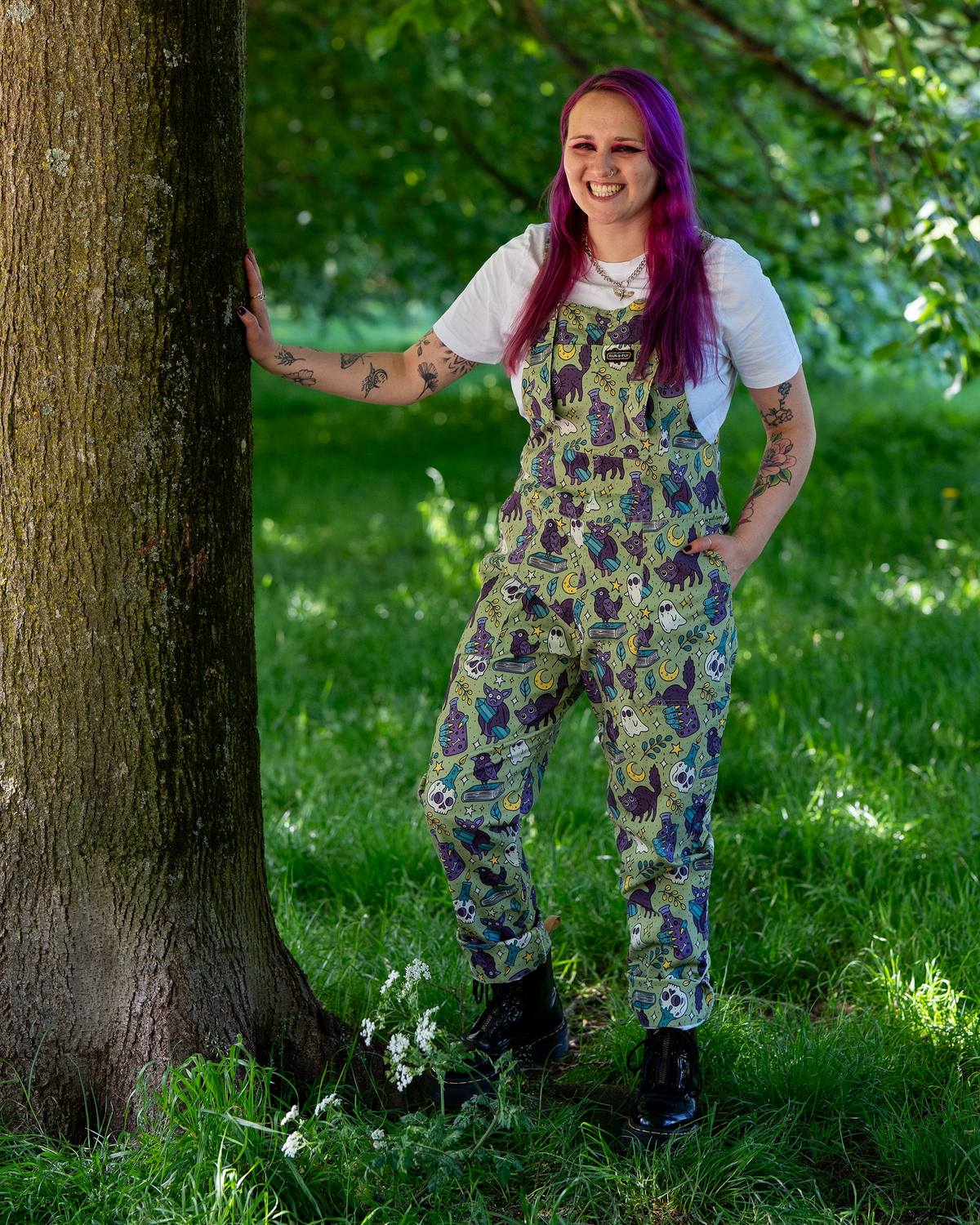 Mint Cool Spooks Print Stretch Twill Dungarees by Run and Fly