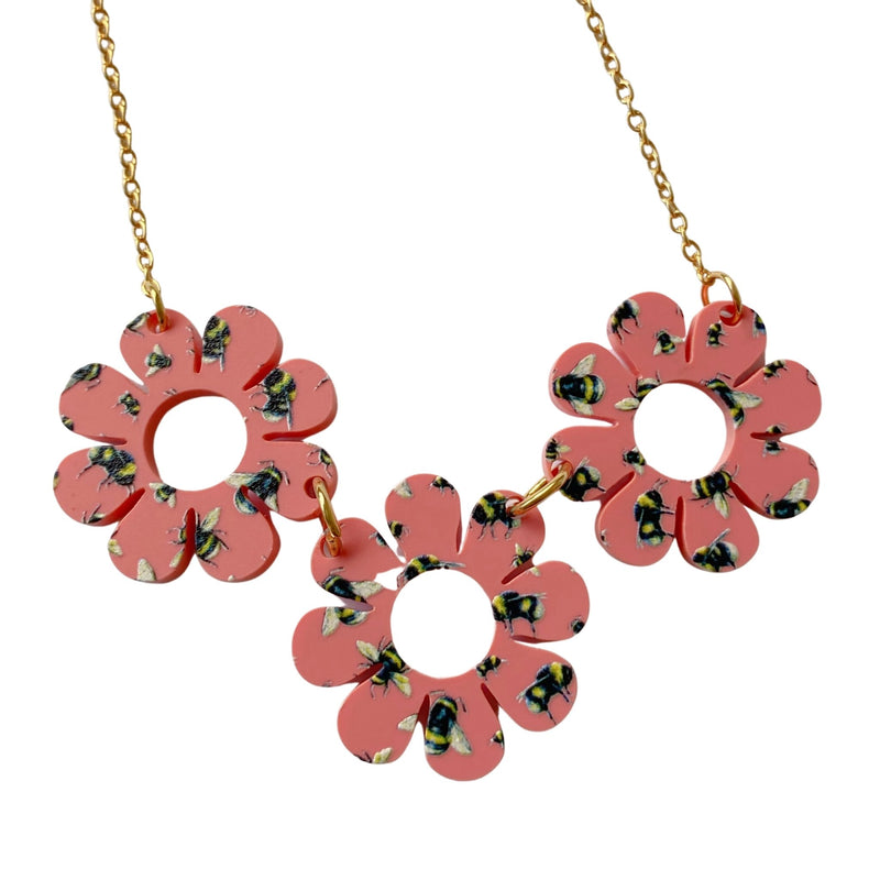 Acrylic Coral Flowers Bee Necklace by Love Boutique - Minimum Mouse