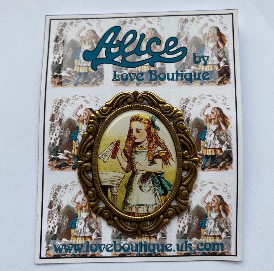 Alice in Wonderland Brooch by Love Boutique - Minimum Mouse